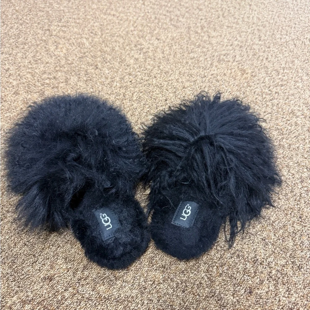 UGG Womens’s fur Uggs - Picture 1 of 3